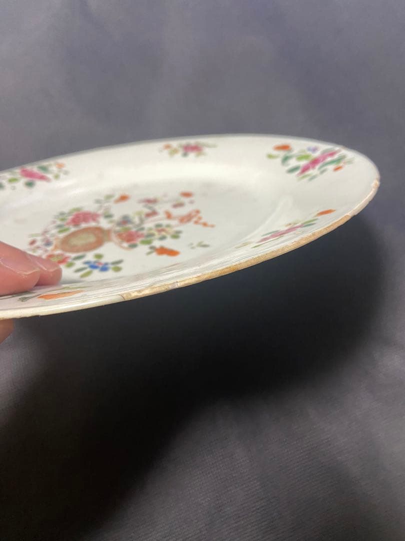 中国古美術品　清の乾隆時代　粉彩中皿　本物保証　23cm