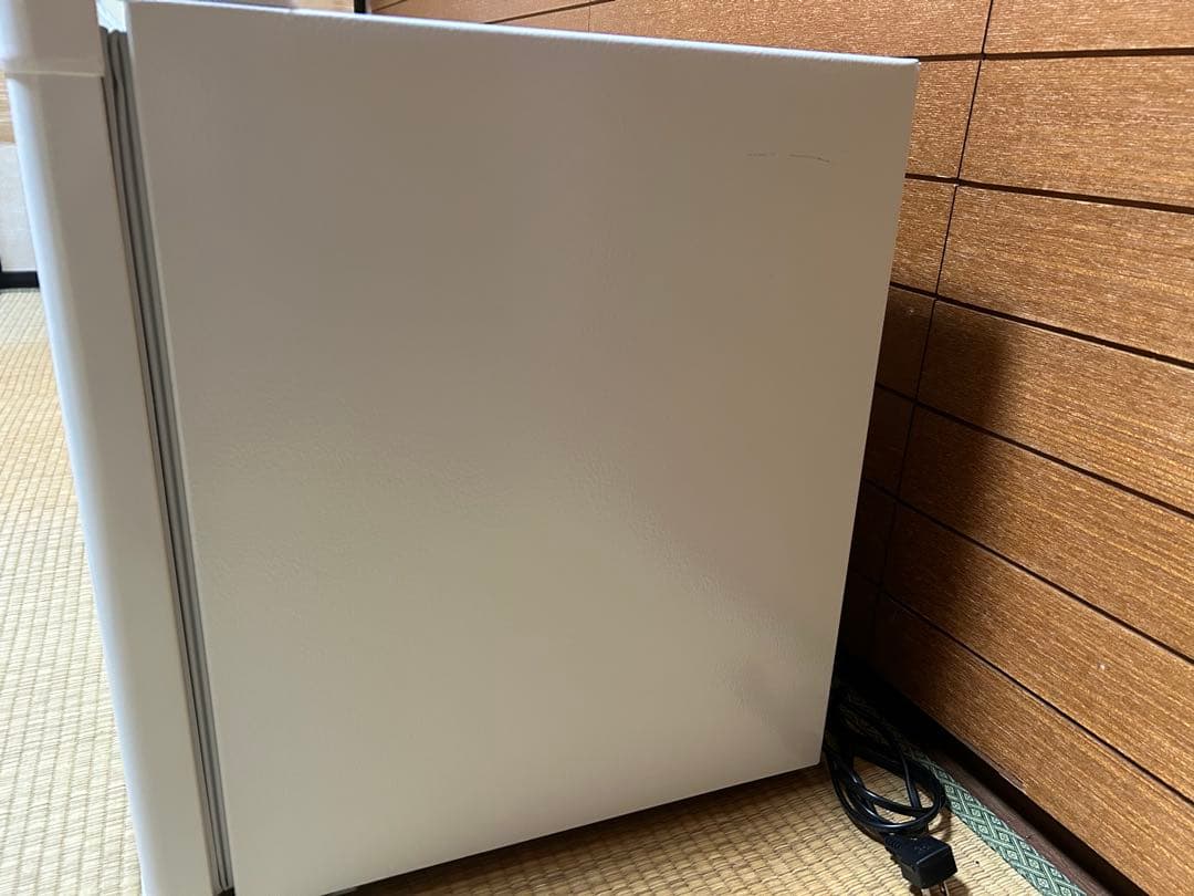 maxzen マクスゼン 冷凍庫 JF032M1L01WH 32L