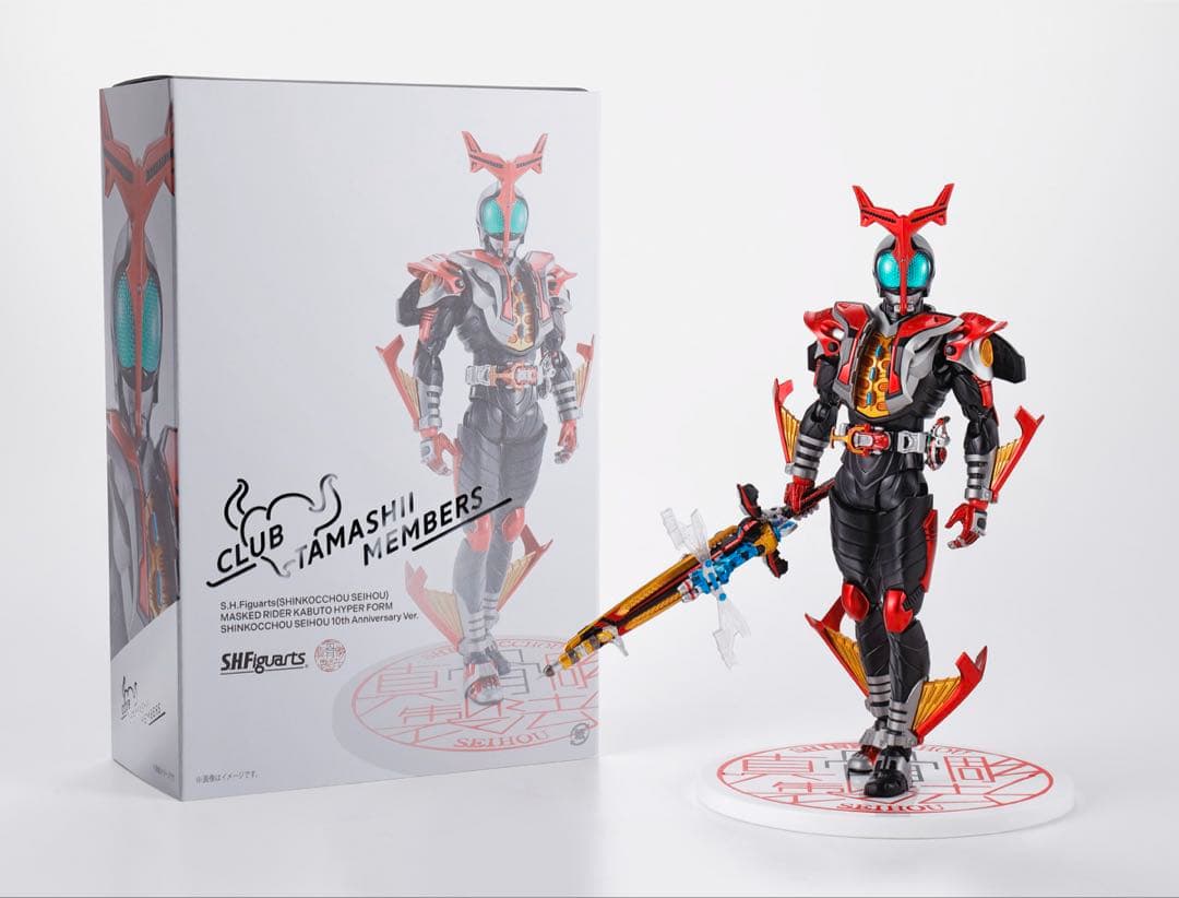 S.H.Figuarts 真骨彫製法 仮面ライダーカブト ライダーフォーム