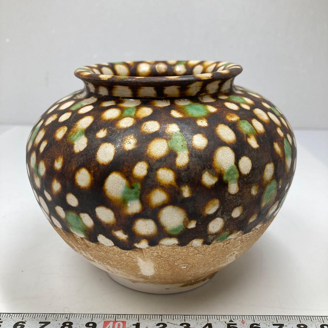 唐三彩　花瓶　タサチ　最大幅約13㎝　東里7-0131①