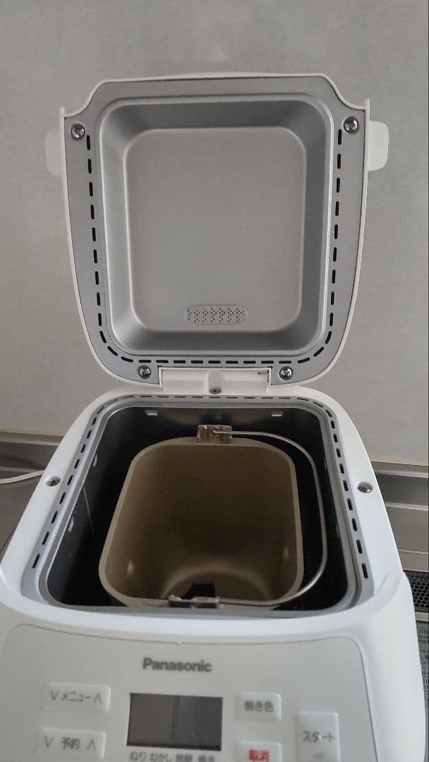 【Panasonic】ホームベーカリー　SD-PN1-W　パナソニック　HB