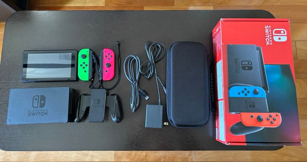 Nintendo Switch ネオンカラー本体