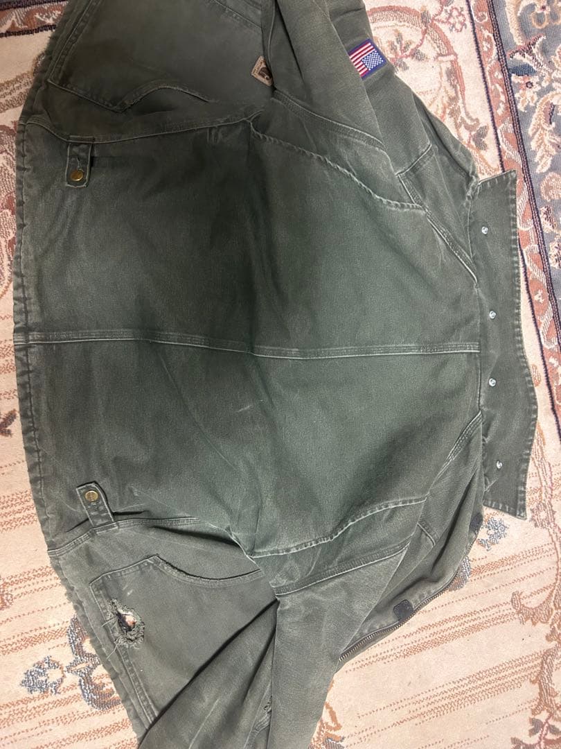 Carhartt 襤褸トラディショナルジャケットダークグリーン USA製