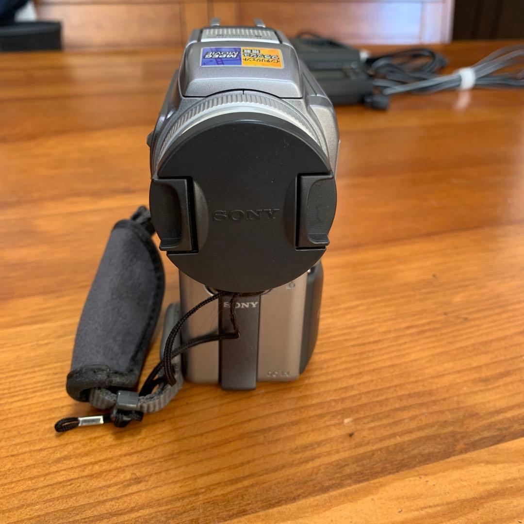 ビデオカメラ SONY Handycam DCR-PC120