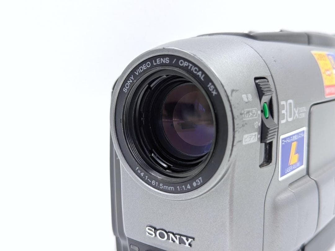 8mmテープのダビングに！ SONY ビデオカメラ CCD-TRV92 01