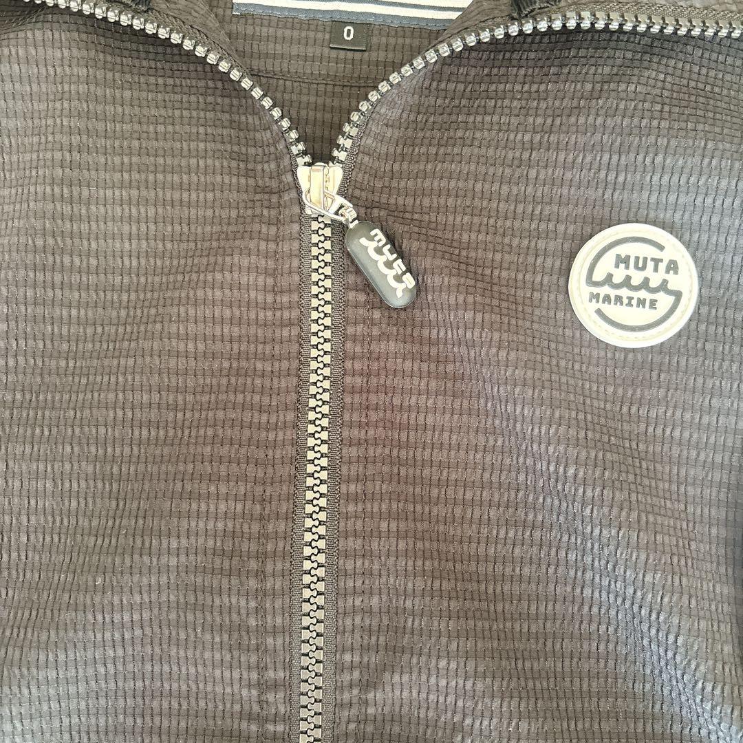 美品 ムータマリンゴルフ ポーチInパーカー ブラック