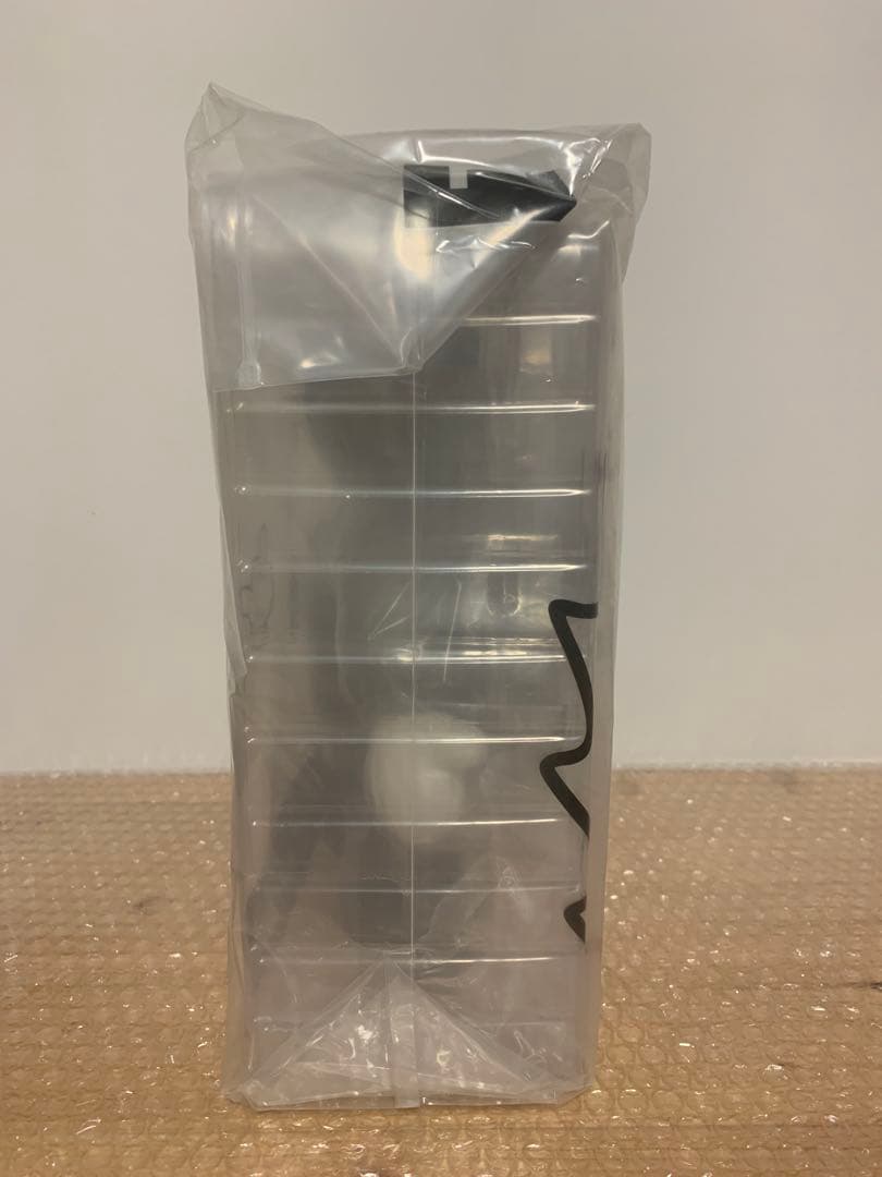 #2スウェットを着たソフビのトモダチ! / The TOMODACHI !