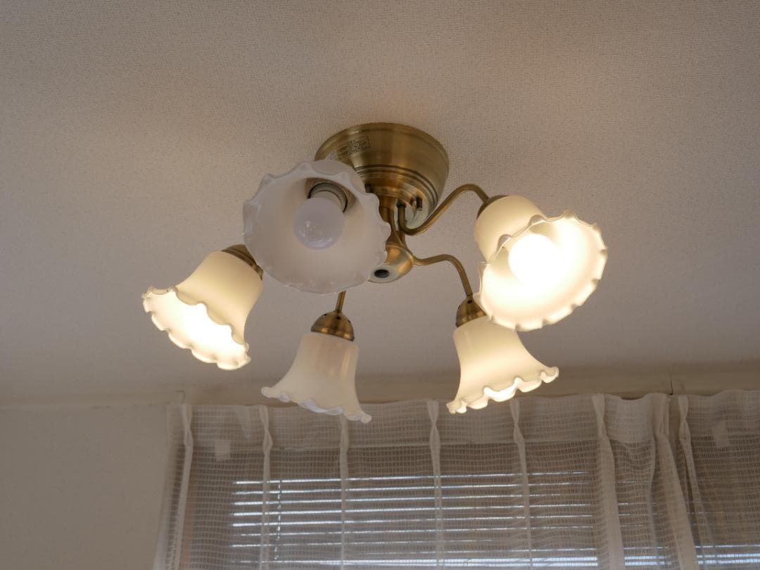 シャンデリア 5灯北欧 フラワーペンダントライト 照明器具 おしゃれ リモコン