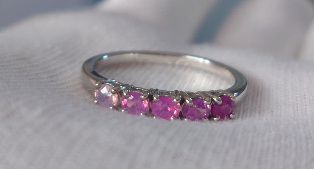 ネココネコ☆【Xmas︎!お値下げ】シルキーサファイア プラチナ リング