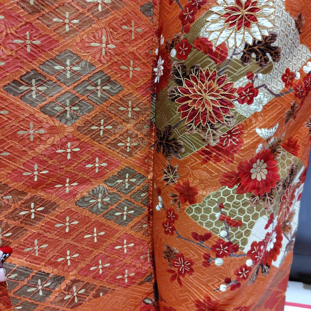 yukky★正絹　駒刺繍金彩　古典地紋　お振袖