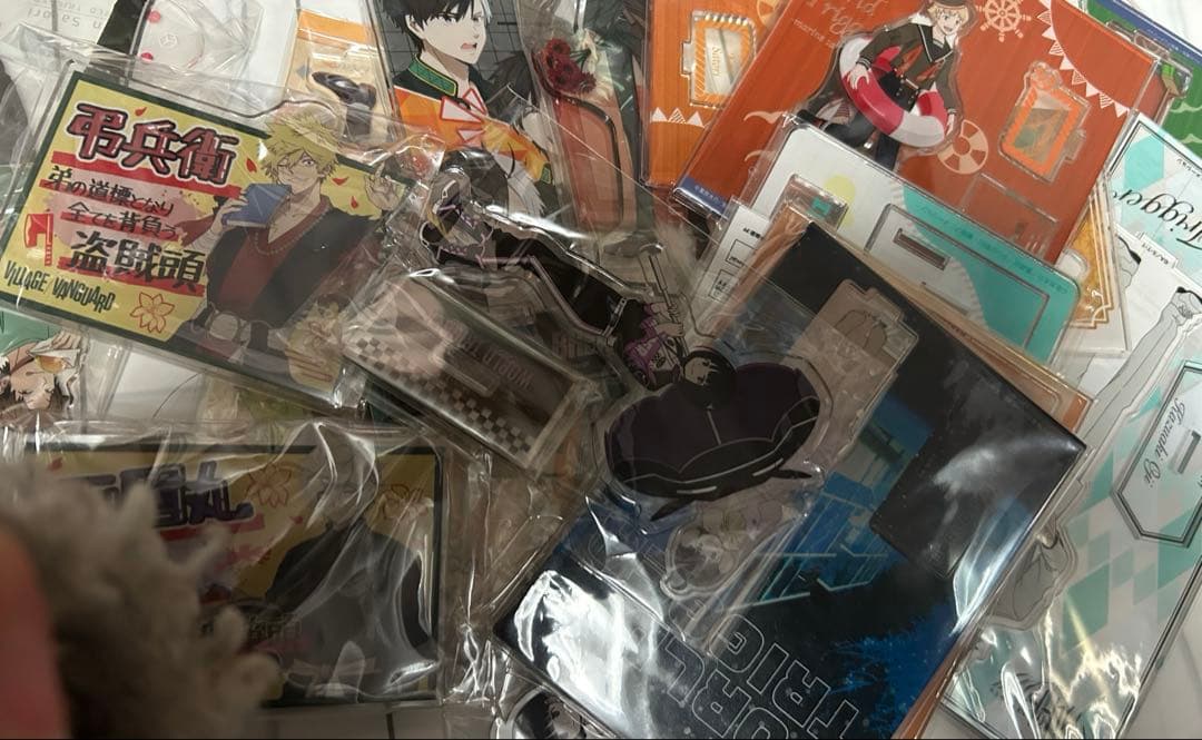 グッズまとめ売り 800点以上