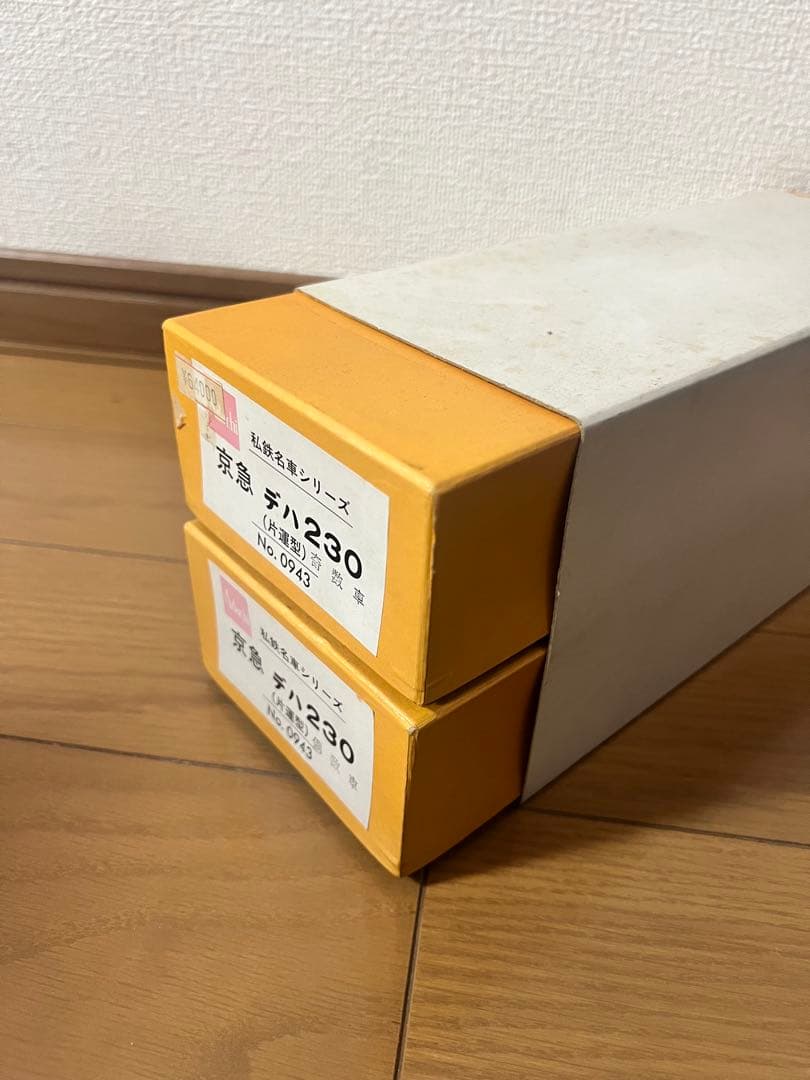 タ*イ様 【Adachi】京急　デハ230(片運型)偶数車・奇数車　車体キット