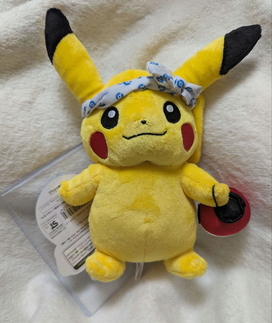 ポケモンセンターフクオカ　ピカチュウ　ぬいぐるみ　2011 タグ付き美品