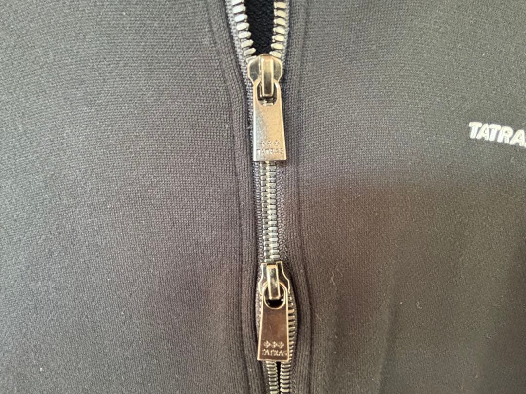 美品タトラス☆ジップアップパーカー☆サイズ2