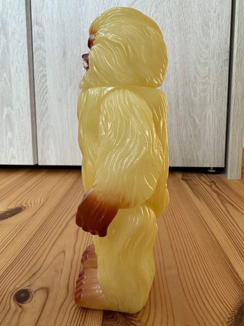 M1号　ウー　蓄光ソフビ