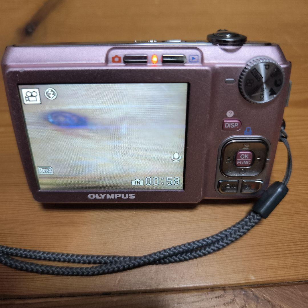 OLYMPUS FE-330 デジタルカメラ　ピンク　オールドコンデジ