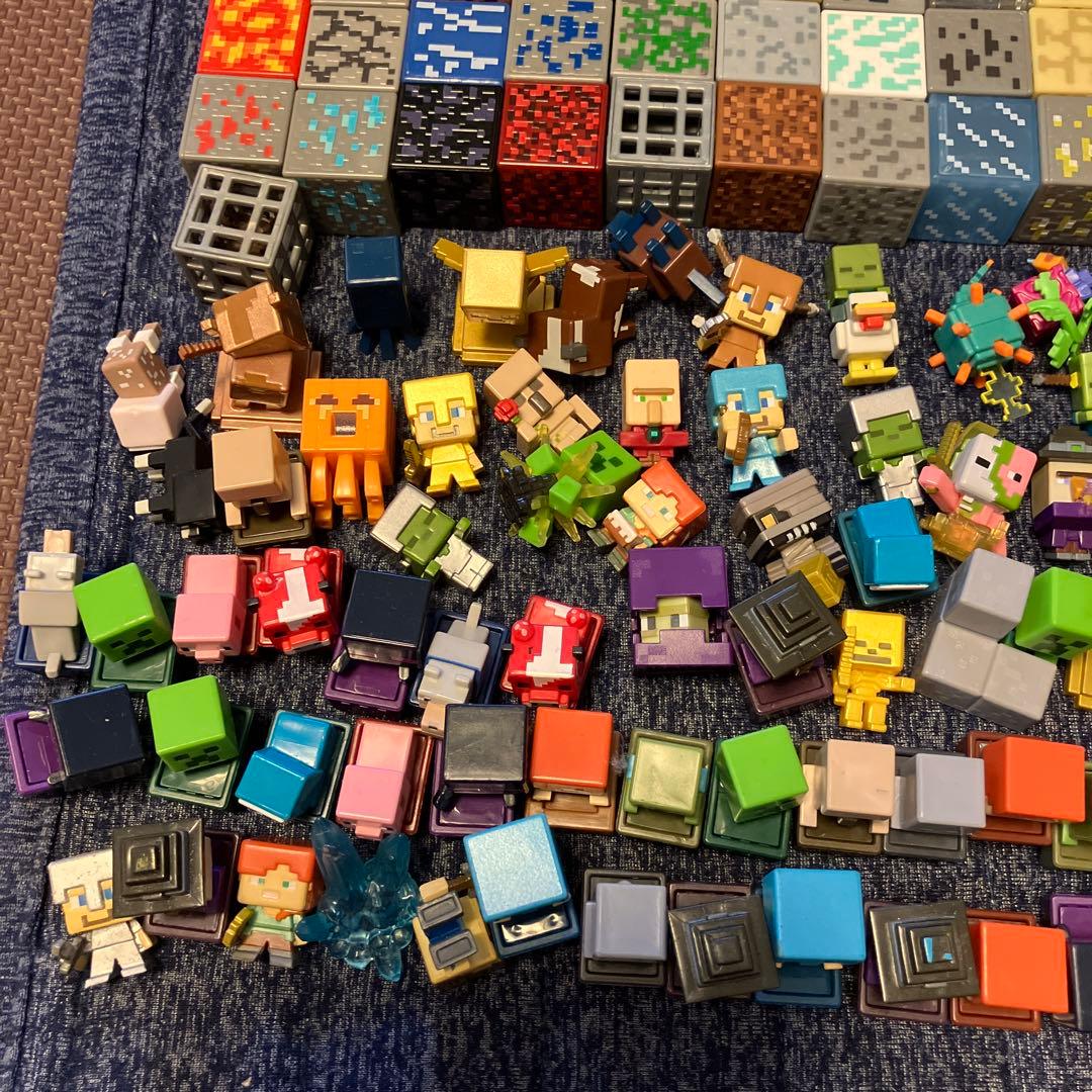 マインクラフト　フィギュア　大量　ケース