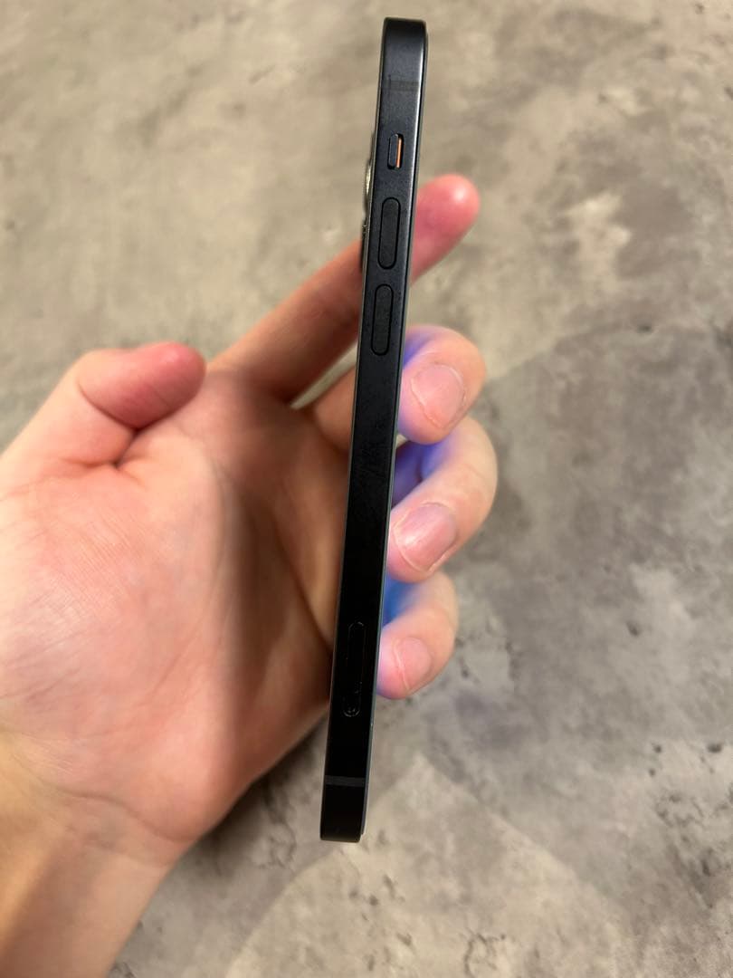 おまけ有【美品】電池85% iPhone12 128GB ブラック フィルム2枚