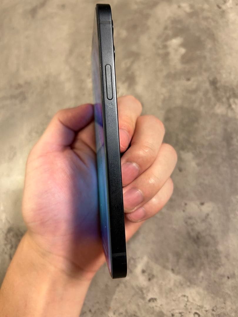 おまけ有【美品】電池85% iPhone12 128GB ブラック フィルム2枚