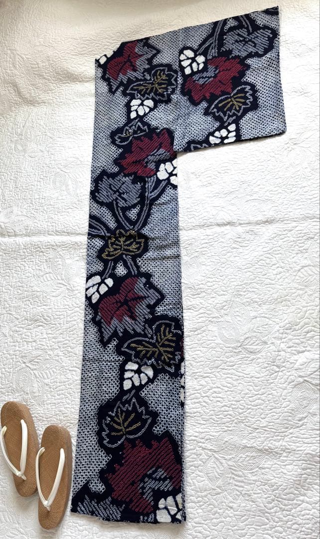 粋な大人の浴衣 高身長の方にも ◆ 有松絞り 枝葉文 華やかさのある良柄 逸品