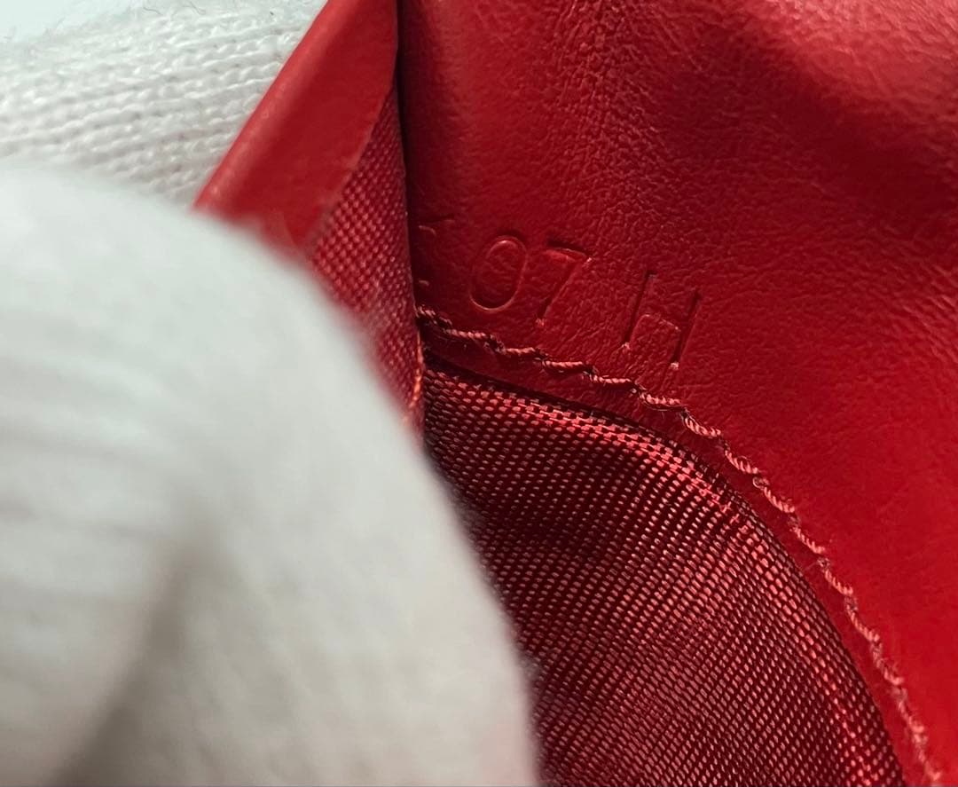 ⭐️ 極美品 PRADA プラダ ダイノ レザー 二つ折り財布 ブラック 鑑定済