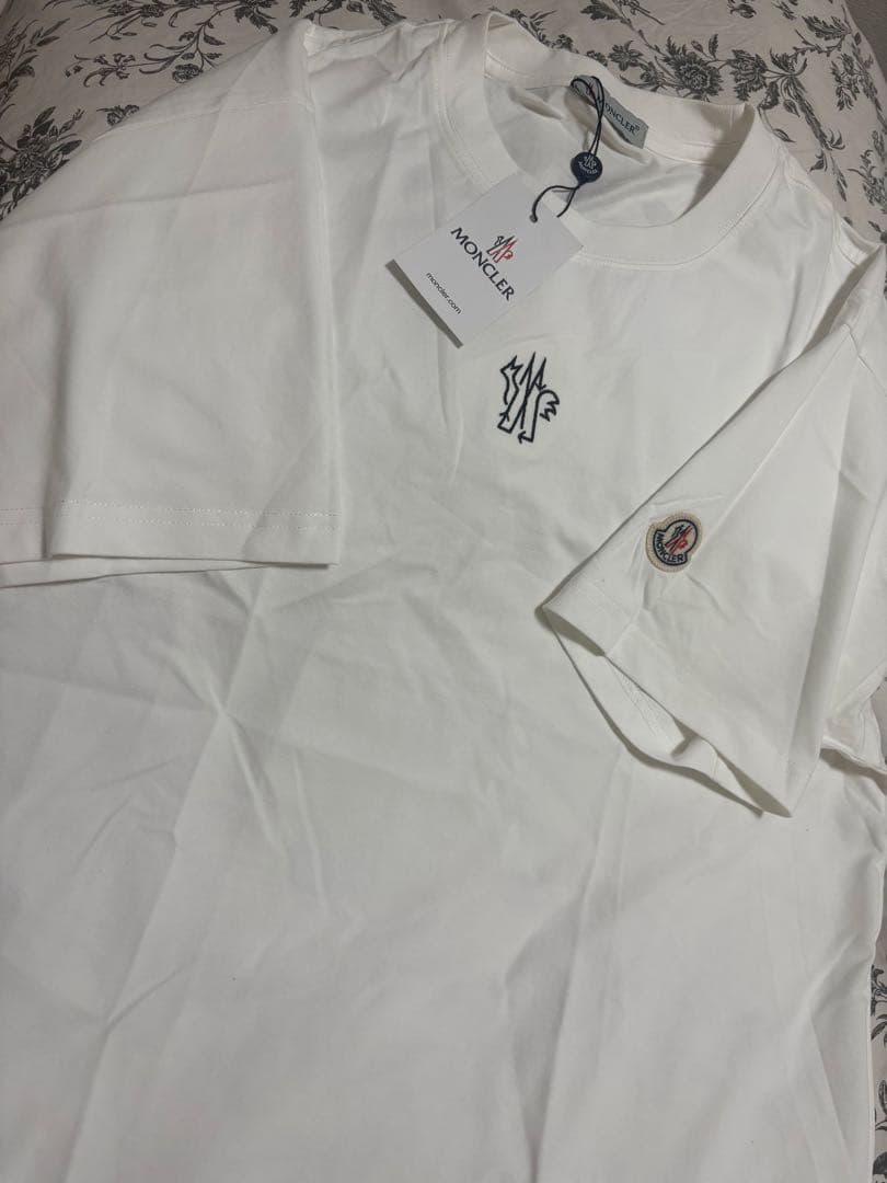 トップス Moncler T-shirt