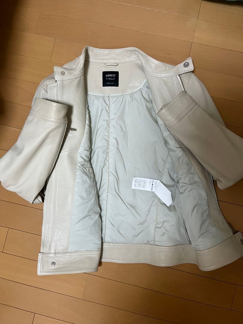 エンメティ シングルライダース　アンドレア　ラムレザー　アイボリー　50