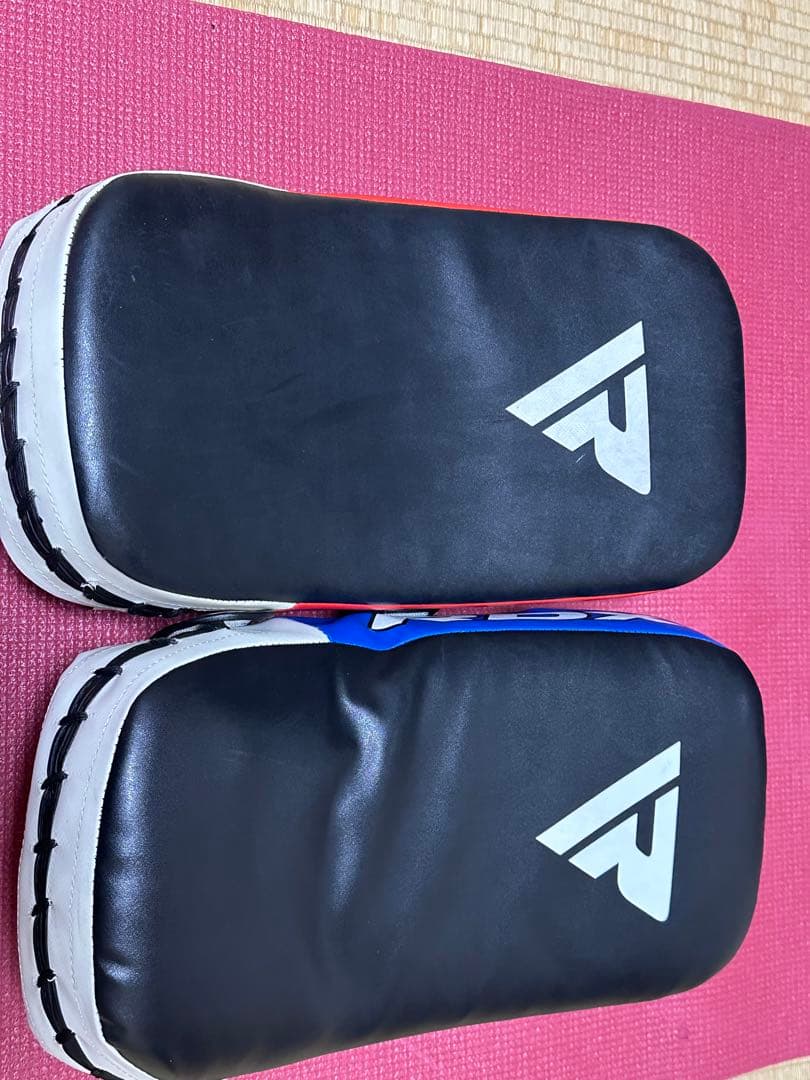キックミット2個セット　RDX社製　キックボクシングやMMA、空手などの練習に