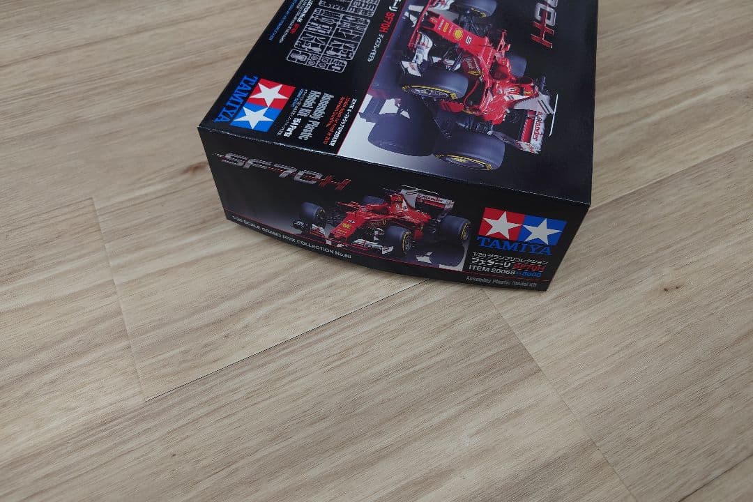 Tamiya 1/20 フェラーリ SF71H プラモデル