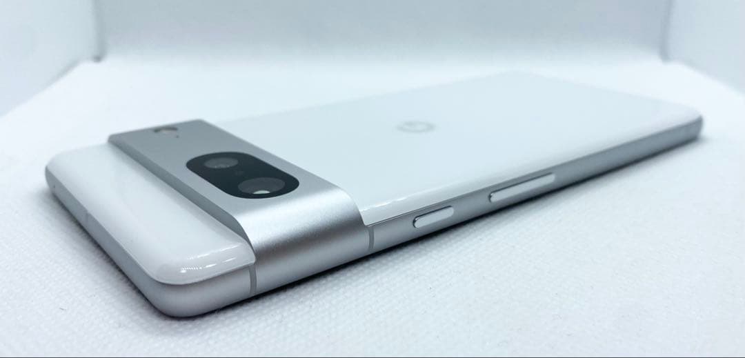 ほぼ未使用品　au Pixel7 128GB ホワイト　SIMフリー