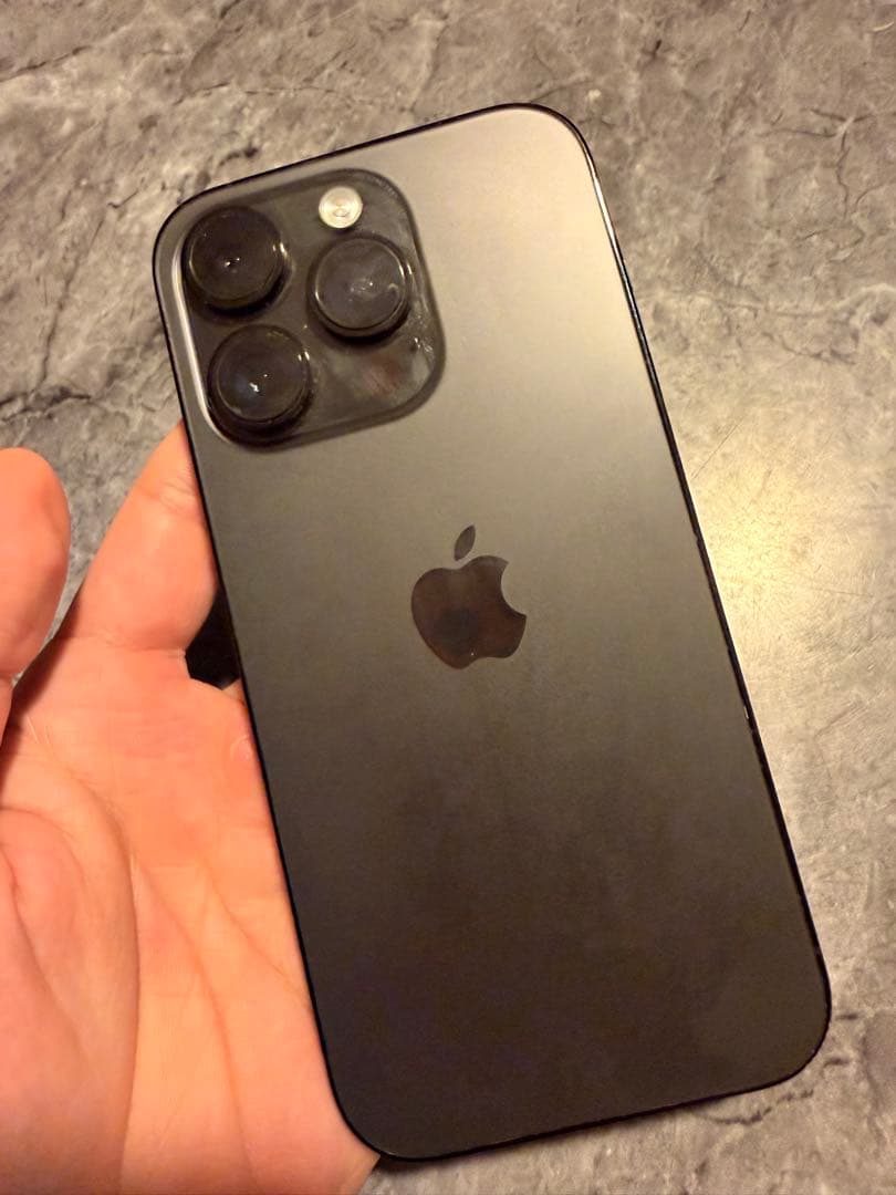 iPhone 14 Pro 128GB バッテリー100% スマホケース付き