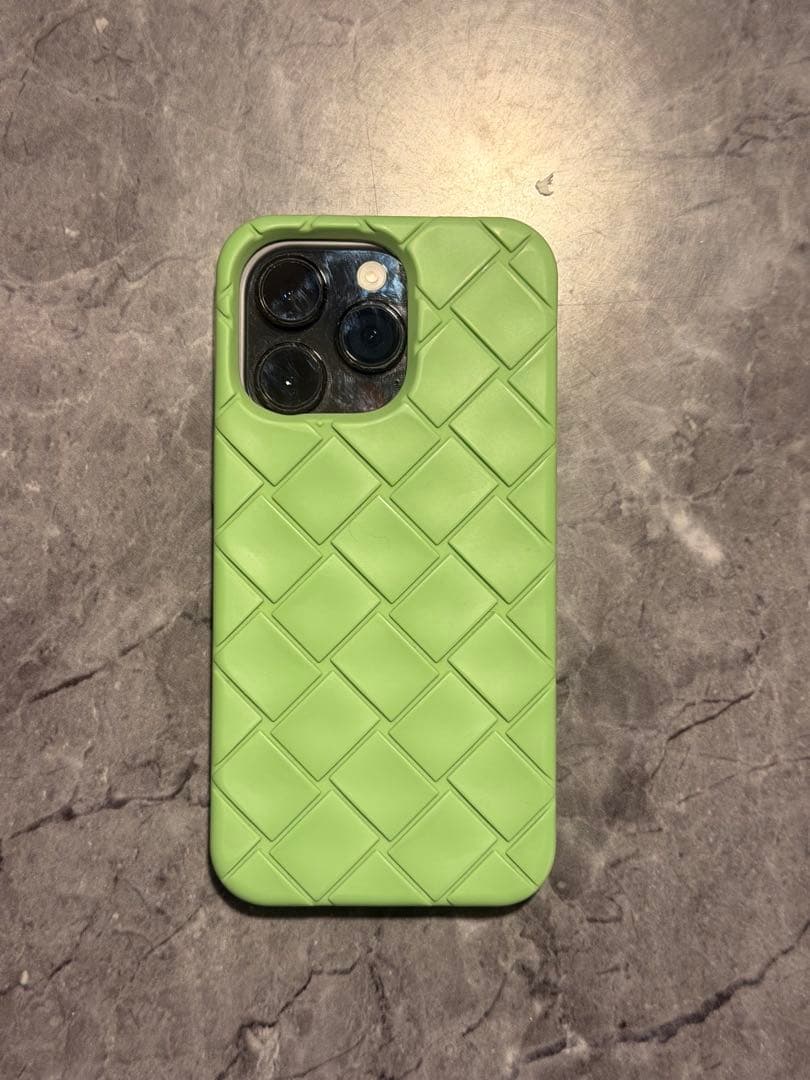 iPhone 14 Pro 128GB バッテリー100% スマホケース付き