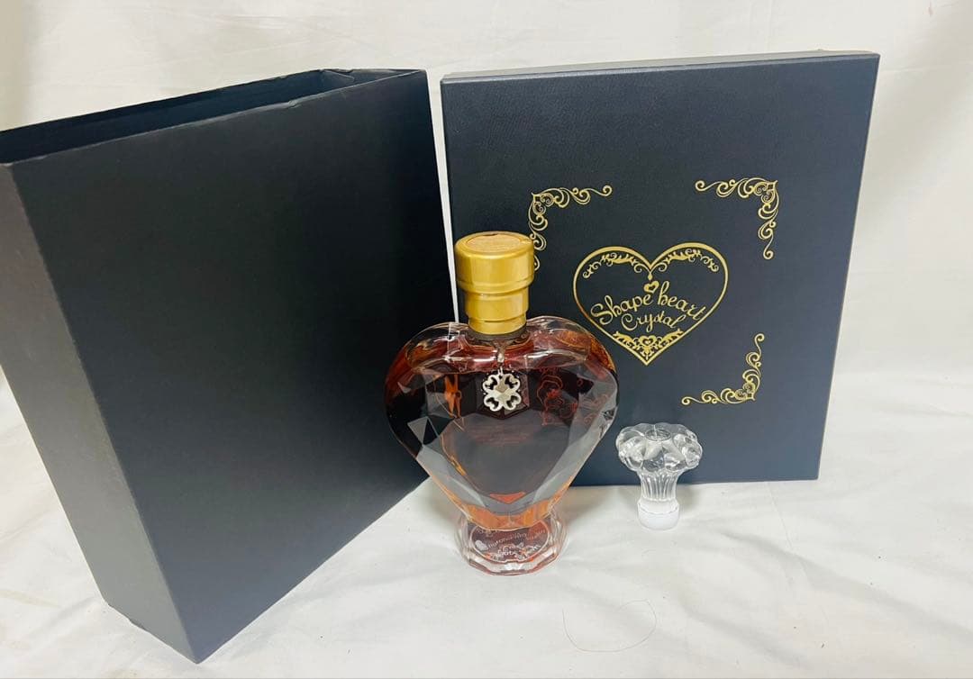 シェイプハート　クリアクリスタルボトル　替栓・化粧箱・外カバー付　国産品　未開封