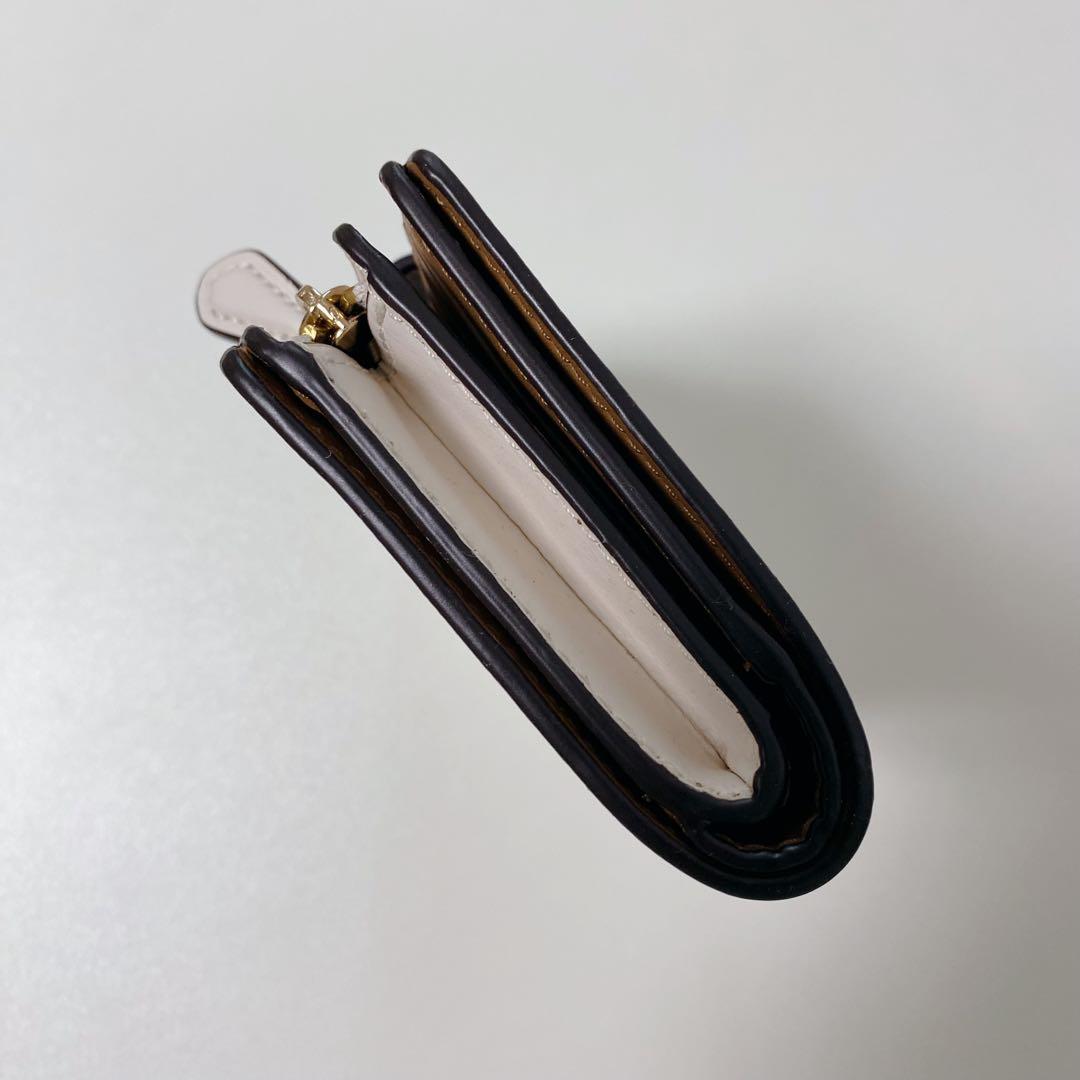 【新品未使用】COACHコーチ★二つ折り財布★リップモチーフ柄★口紅★ホワイト