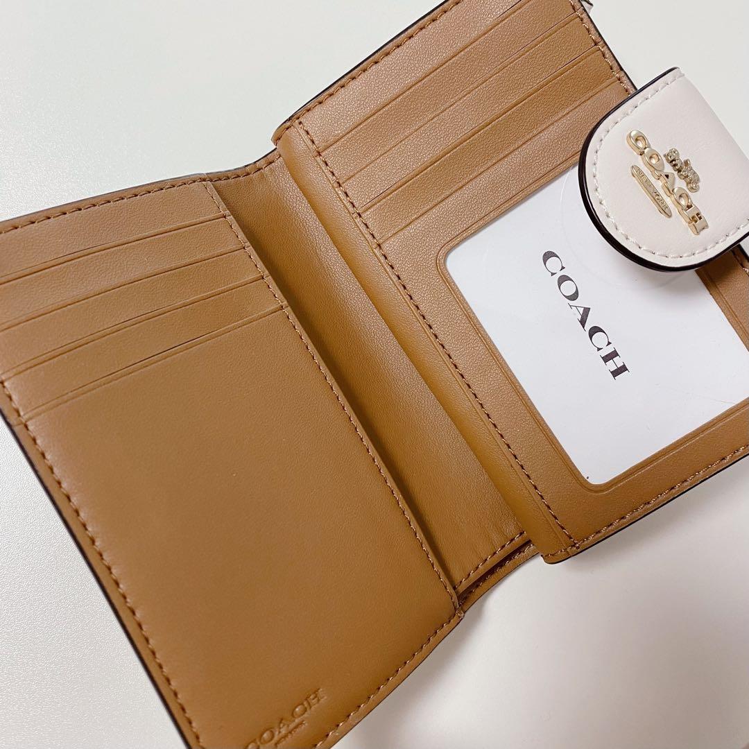 【新品未使用】COACHコーチ★二つ折り財布★リップモチーフ柄★口紅★ホワイト