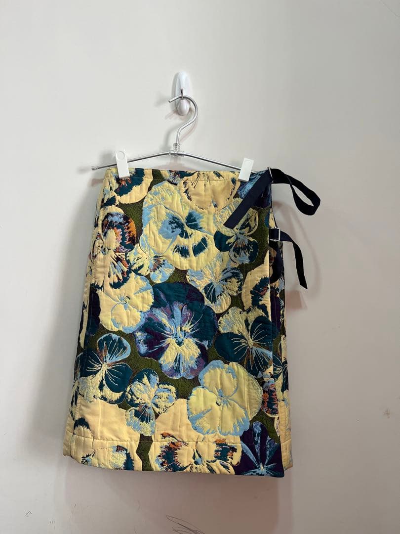 【お値下げ中】CABaN リバーシブルラップスカート