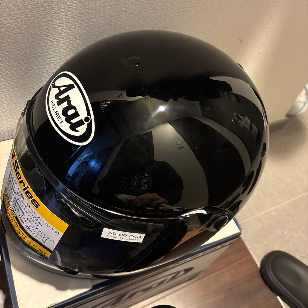 Arai 未使用 UR Series フルフェイスヘルメット Lサイズ 黒箱あり