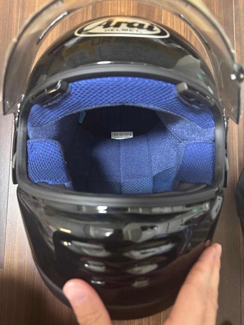 Arai 未使用 UR Series フルフェイスヘルメット Lサイズ 黒箱あり