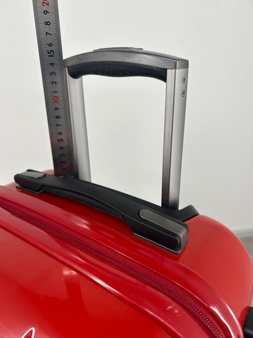 送料込み⭐︎Ferrari 【赤 キャリーケース 4輪】希少