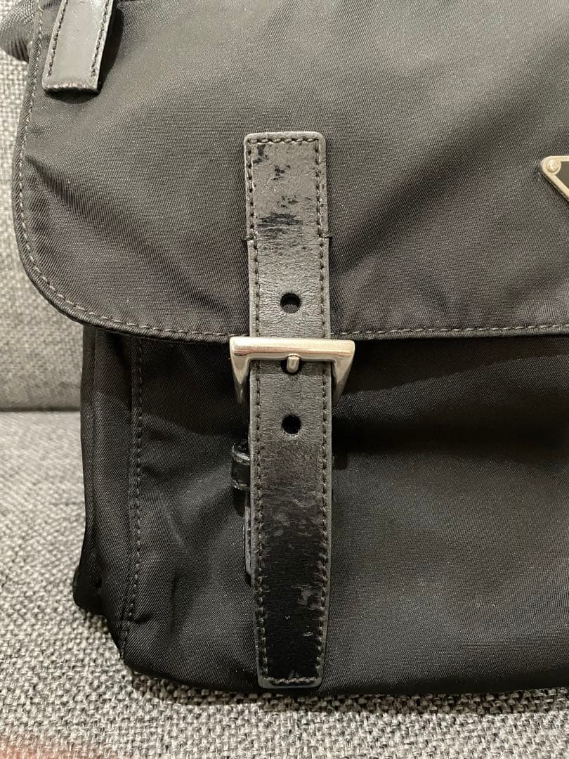 PRADA テスート ミニメッセンジャーバッグ 三角ロゴプレート NERO