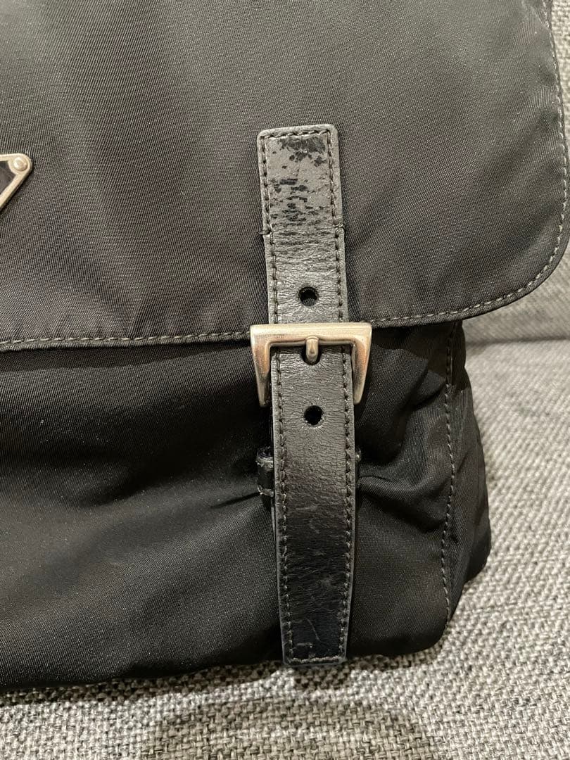 PRADA テスート ミニメッセンジャーバッグ 三角ロゴプレート NERO
