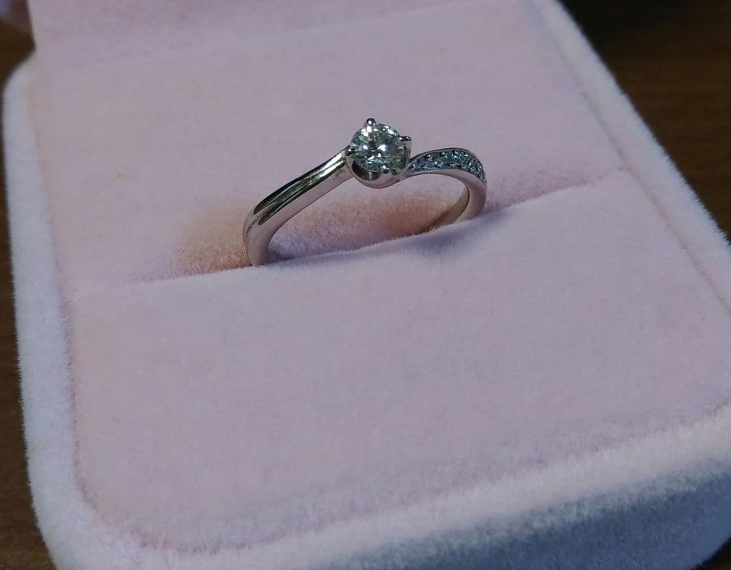 いちごさま専用４℃ プラチナ 1粒 ダイヤモンド リング 7.5号 0.156