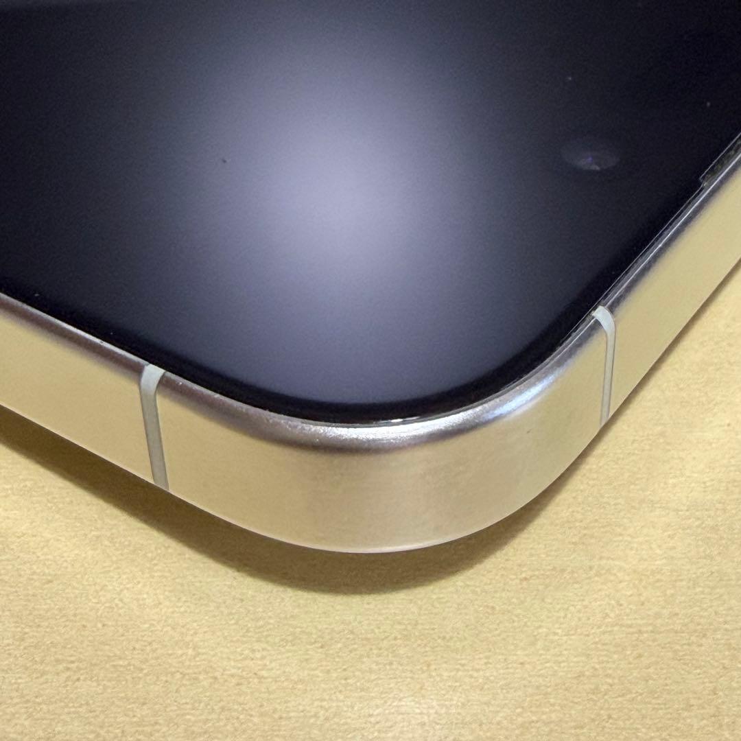 iPhone15 Pro 128GB ホワイトチタニウム SIMフリー