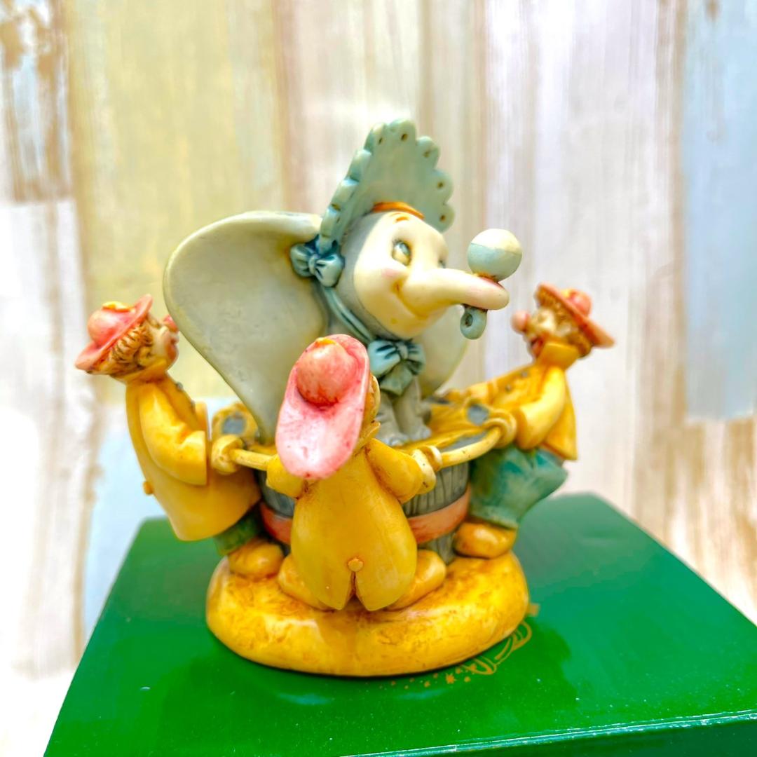世界500個限定★ダンボ DUMBO ベビーダンボ　フィギュア