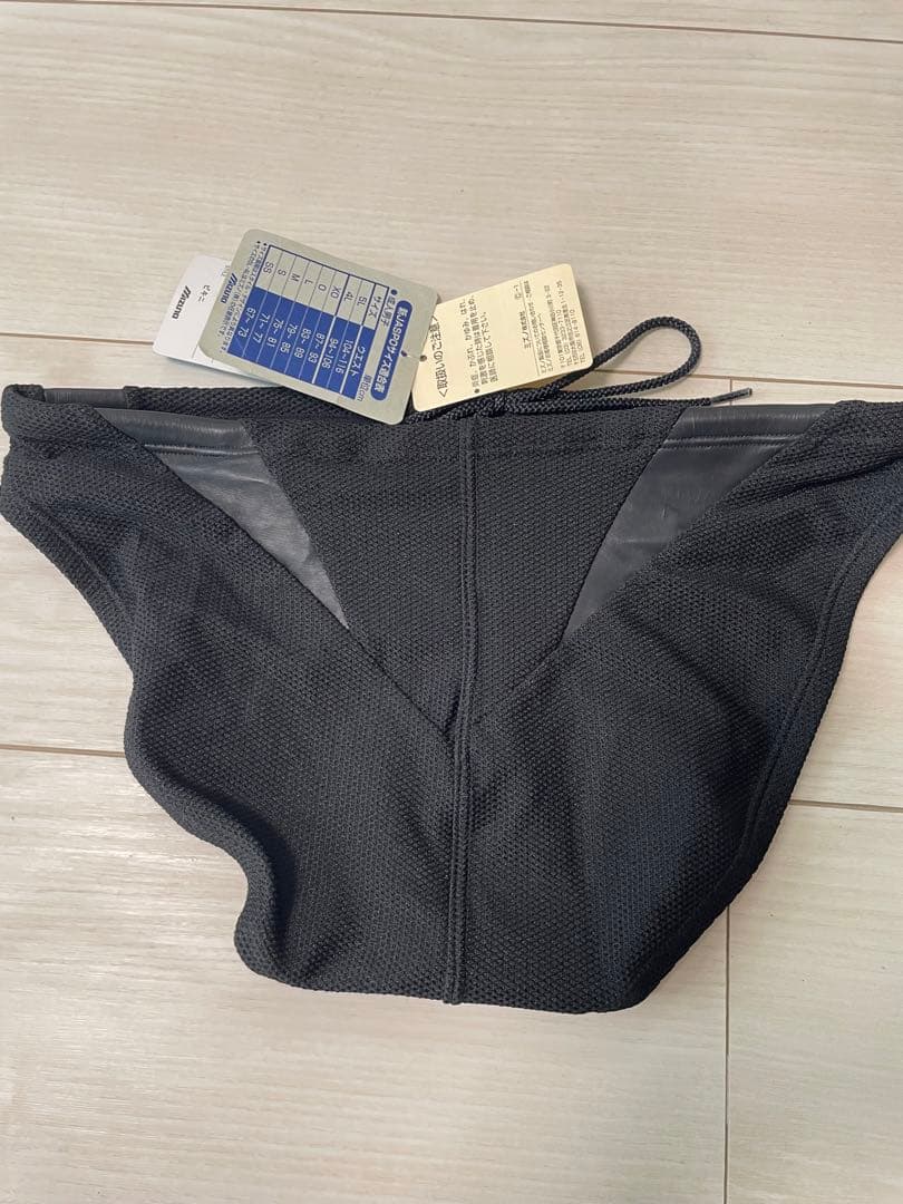 在庫処分で再値下！Speedo 競パン L 黒 メッシュ 廃番品