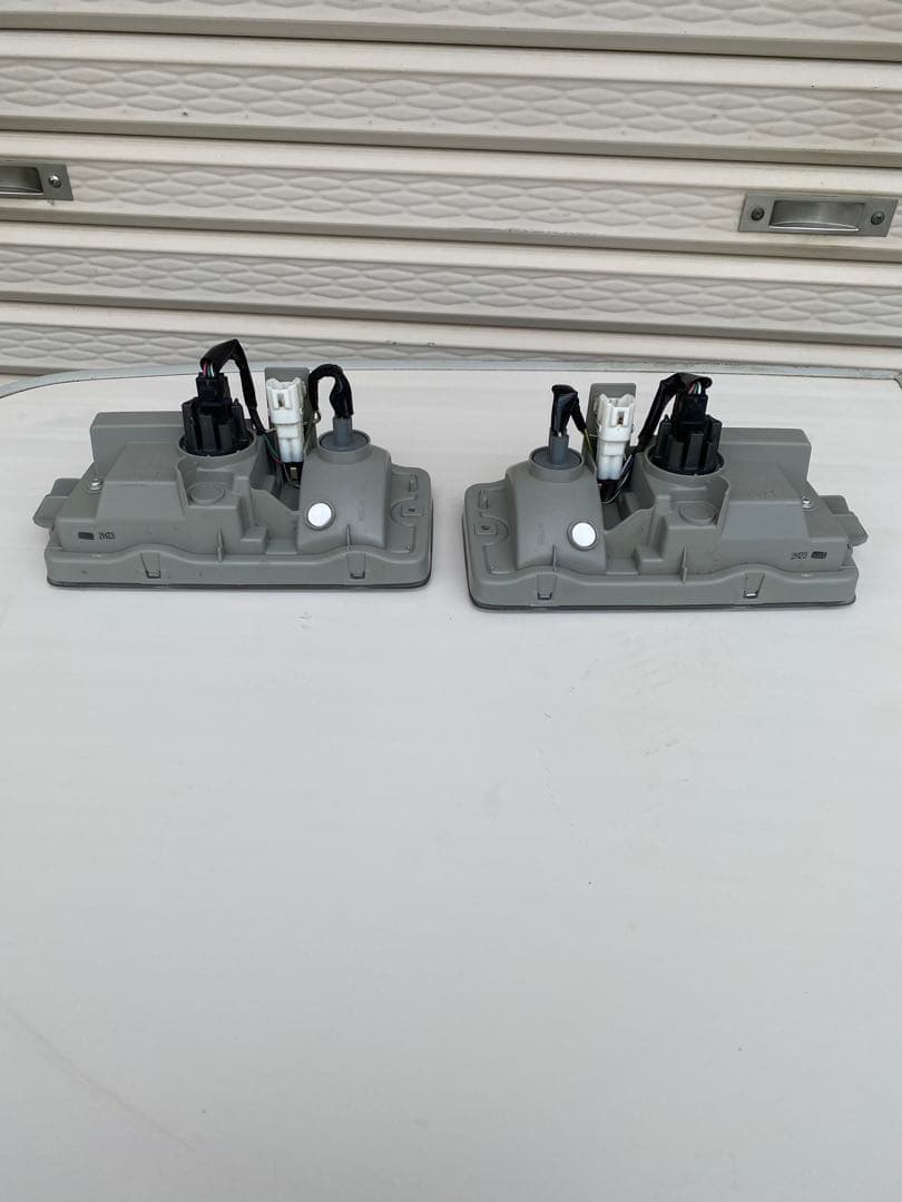 テールランプセット 赤/クリア 2ピンコネクタ