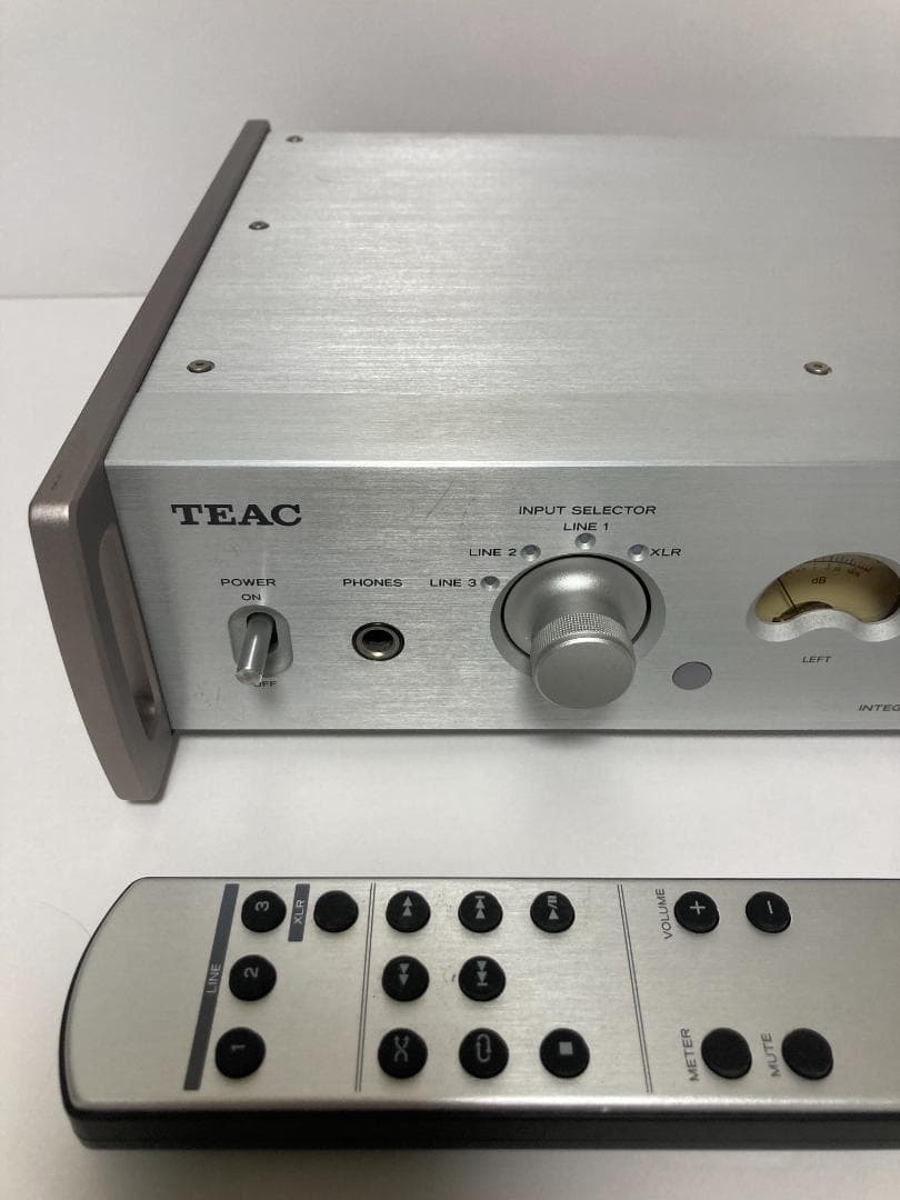 あきTeac AX-501-S 統合アンプ (シルバー)　プリメインアンプ