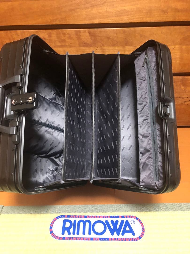 ☆美品☆激レア☆RIMOWA リモワ　ステルス　ビジネストロリー2輪　28L