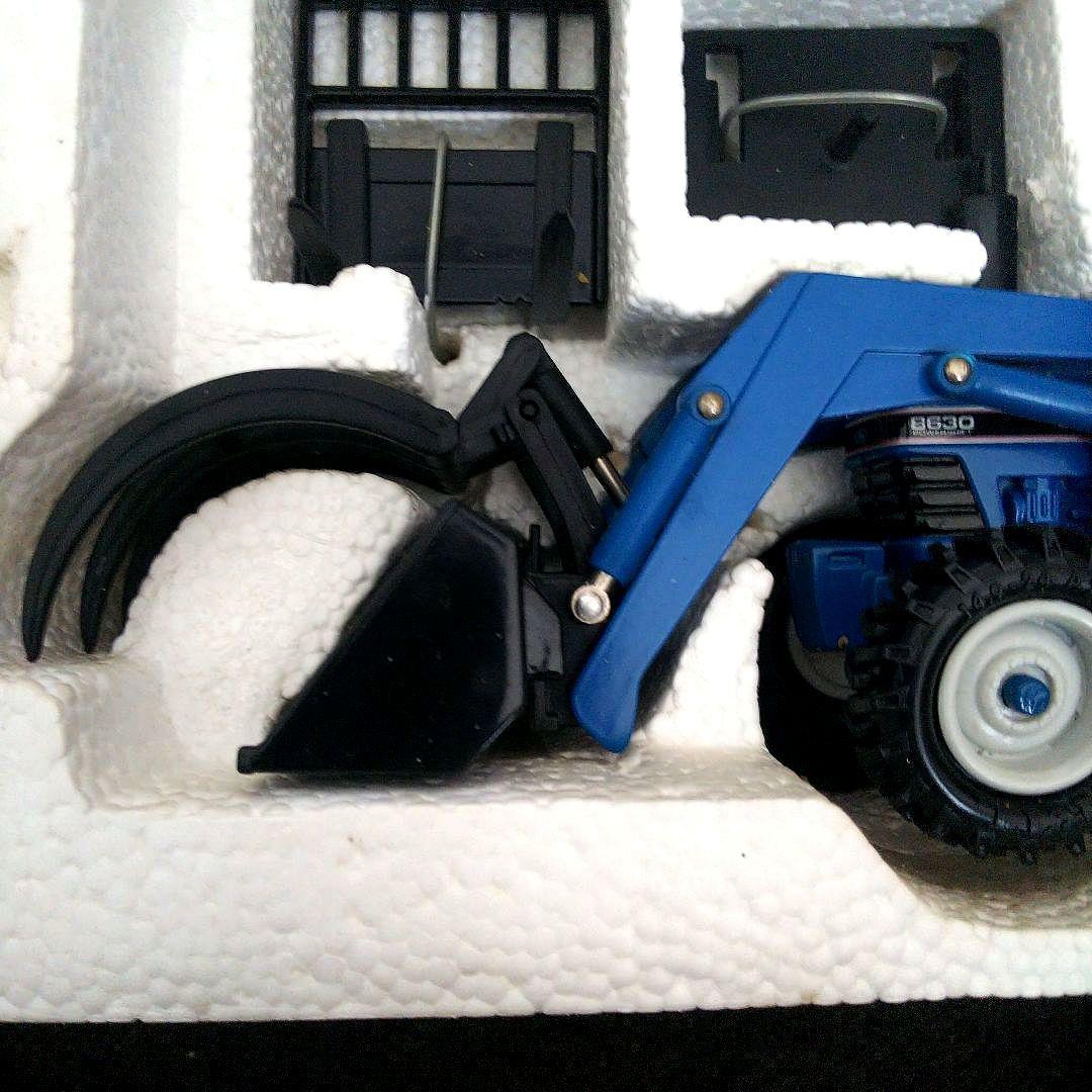 【激レア】FORD（フォード）8630　トラクター　1/32スケール　ERTL社
