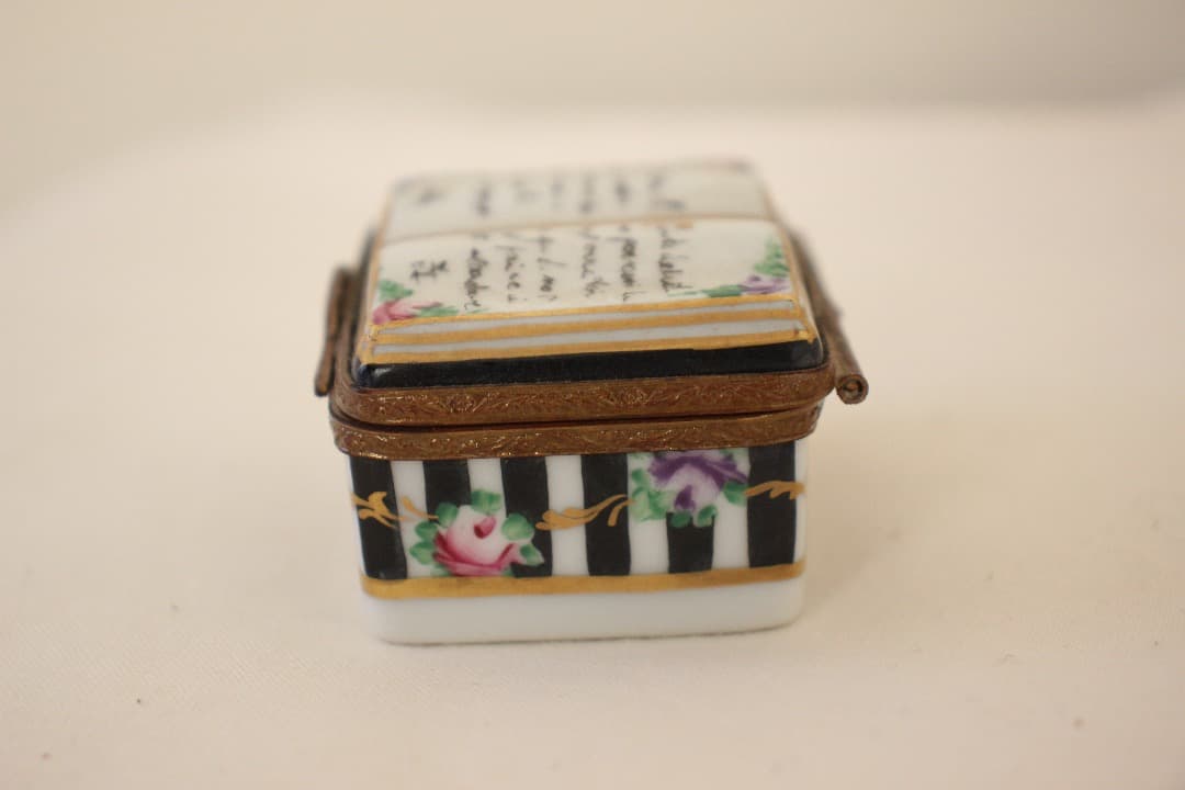 アンティーク　フランス　リモージュボックス　本　Book 羽